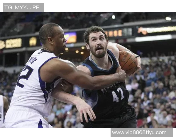 芬奇强调海兰德应展现真实自我他的挡拆与组织能力值得重视 芬奇强调海兰德应展现真实自我他的挡拆与组织能力值得重视