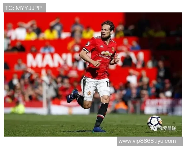 24岁范德芬边路狂飙如入无人之境展现中卫惊人速度与技术 24岁范德芬边路狂飙如入无人之境展现中卫惊人速度与技术